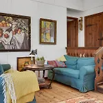 In With Wifi Holiday home *